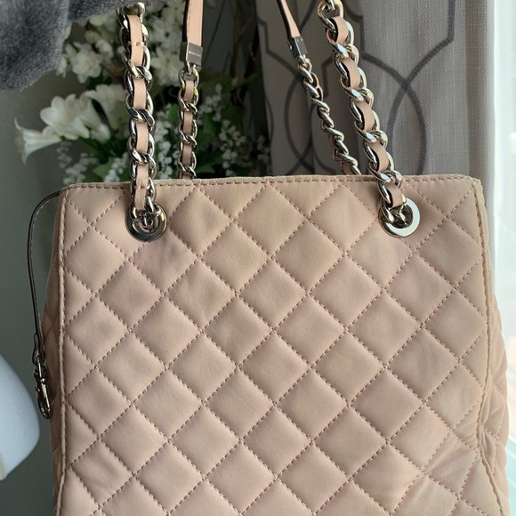 Michael Kors Shoulder Crossbody Bag Size 8L x 10W x 5D - Picture 15 of 17